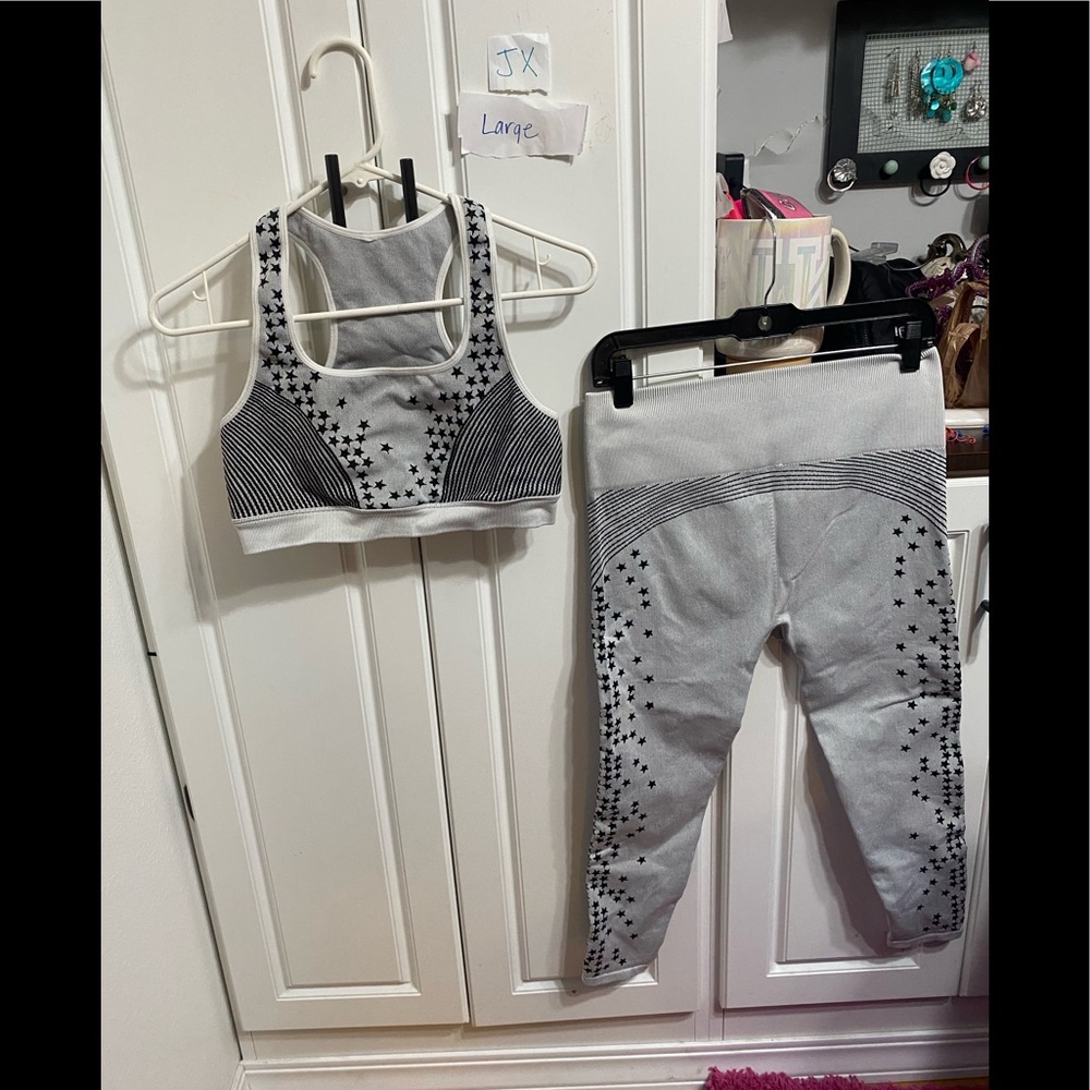 Fabletics Size Large Two Piece Set Nwot - image 3